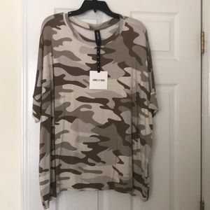 BNWT Never Worn Agnes and Dora Boxy T CAMO
